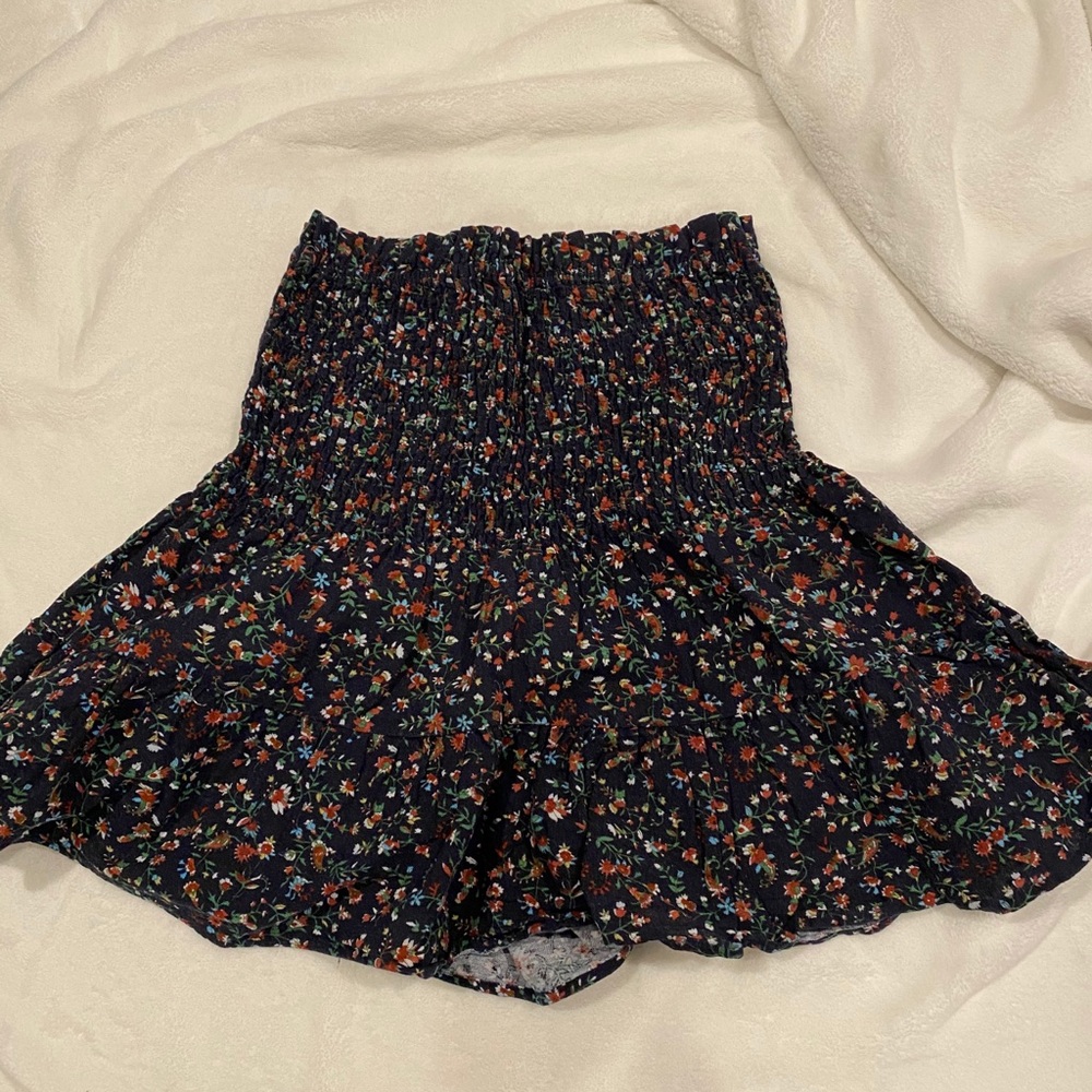 Cute navy blue skirt